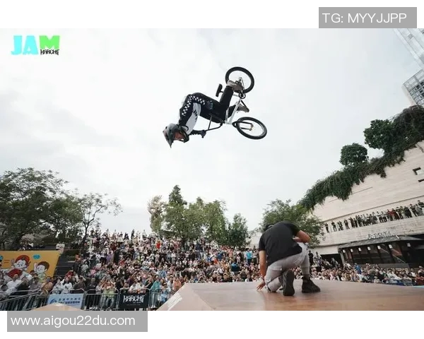 武汉滑板队的崛起与奋斗极限运动世界杯背后的成长故事