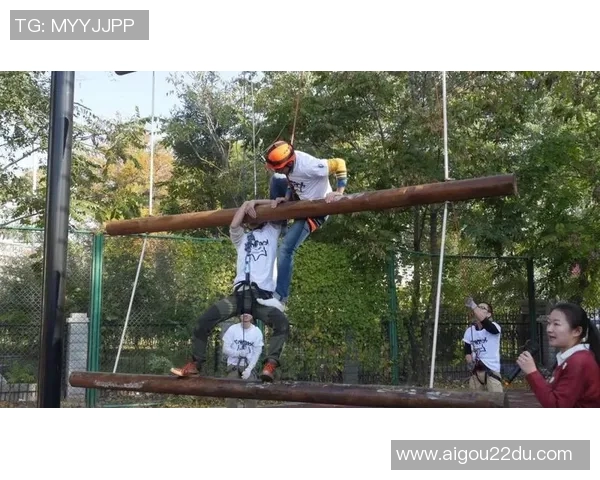 深入分析上海攀岩队整体压制战术的成功之道与实践应用 深入分析上海攀岩队整体压制战术的成功之道与实践应用